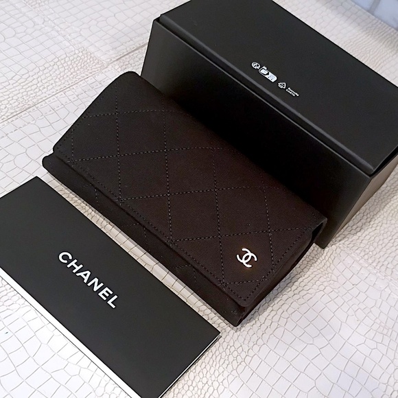 New Chanel 5435 C.501/6G Black/Gold, Grey Gradient Lens RECTANGLE SUNGLASSES . - Picture 14 of 16